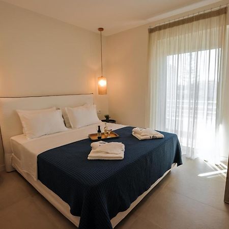 La Mer Bleue Beachfront Boutique Apartments Vrahati Exteriör bild
